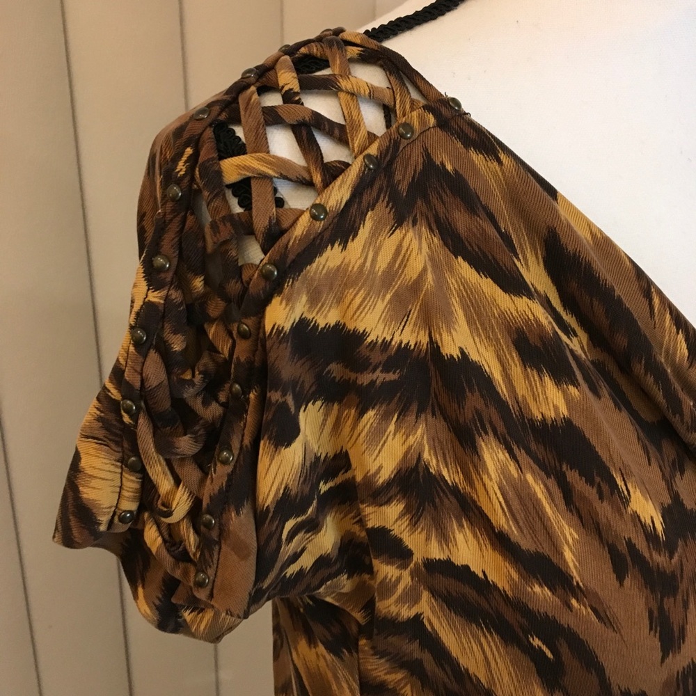 Diane von Furstenberg mini dress ,animal print ,short decorative sleeve